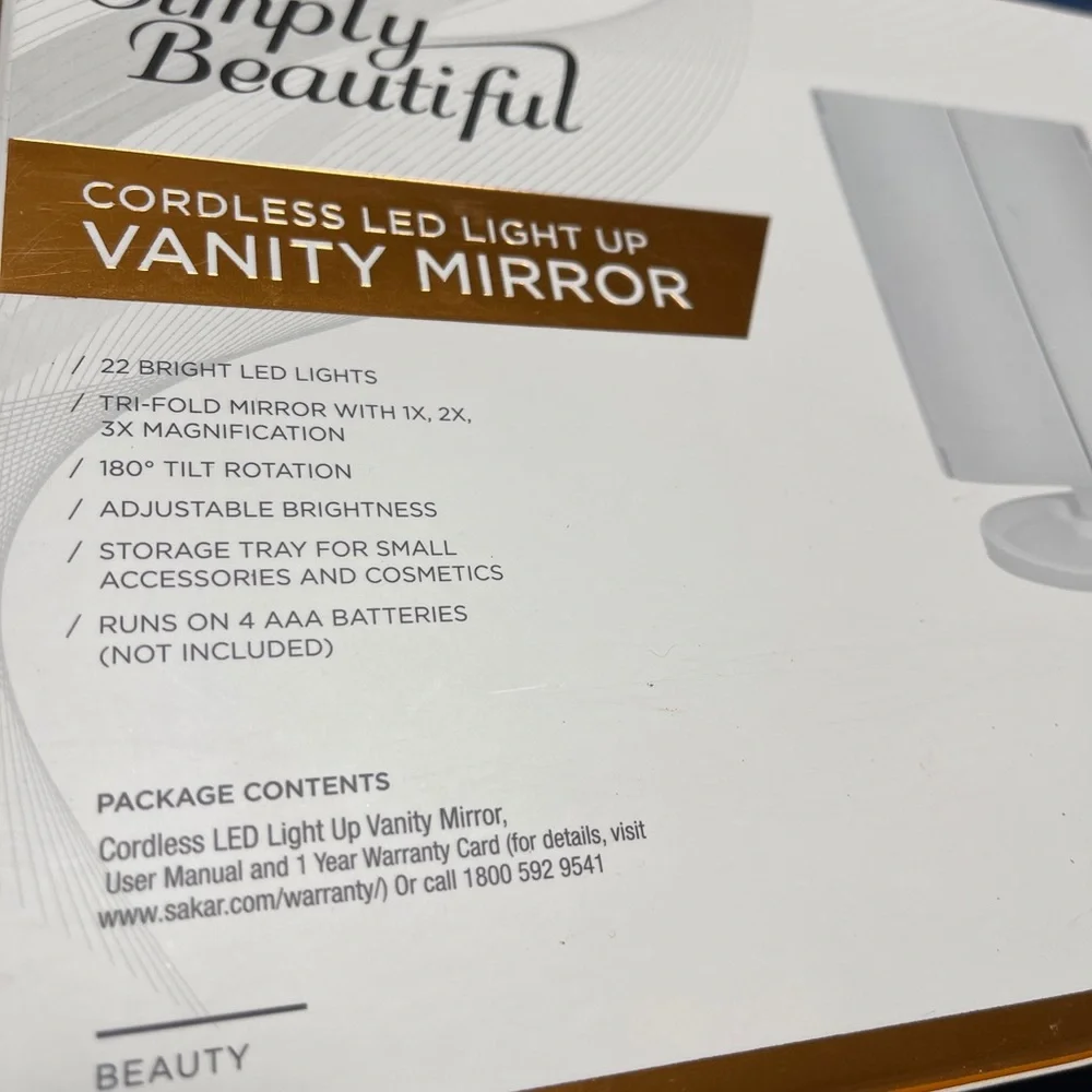 Vivitar NIB Cordless LED Light Up Vanity Mirror Tilt 3X Magnifying.